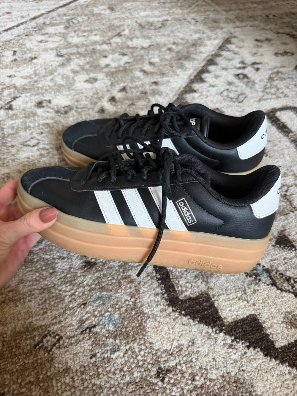 adidas Women’s Black Sneakers with White Stripes and Gum Platform